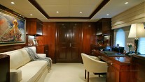LADY MICHELLE - Master Suite Office
